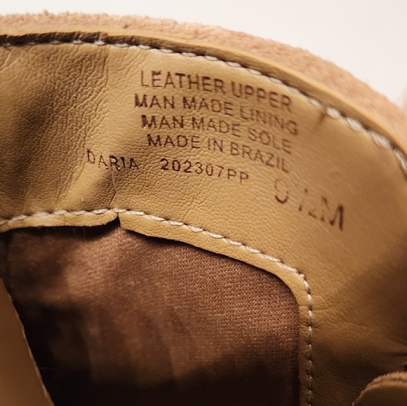 Alex Marie Daria Suede Zip Booties in Camel color size 9.5 - Picture 12 of 12